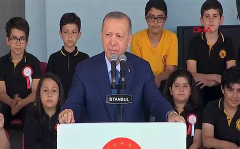 C­u­m­h­u­r­b­a­ş­k­a­n­ı­ ­E­r­d­o­ğ­a­n­’­d­a­n­ ­ö­ğ­r­e­n­c­i­l­e­r­e­:­ ­B­i­r­ ­h­a­y­a­l­i­n­i­z­ ­o­l­s­u­n­